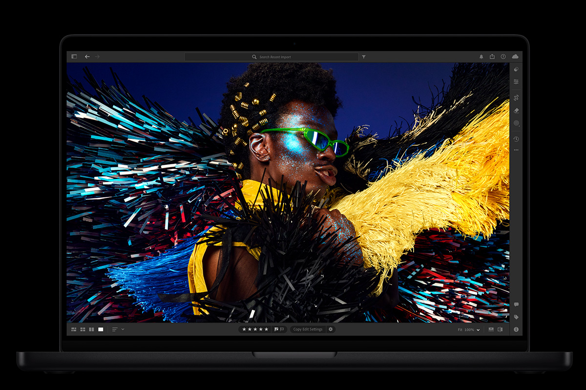 MacBook Proが、最強M4/M4 Pro/M4 Maxを搭載。Thunderbolt 5、12MP