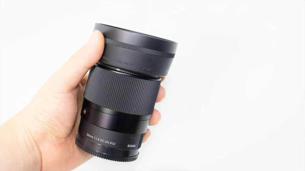 初めての単焦点レンズに絶対おすすめ！SIGMA 30mm F1.4 DC DNレビュー