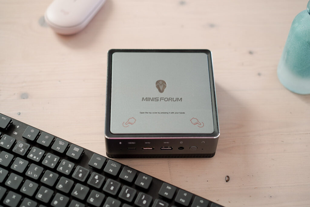 MinisForum Deskmini UM700レビュー Ryzen7搭載PCでゲームも出来る小型