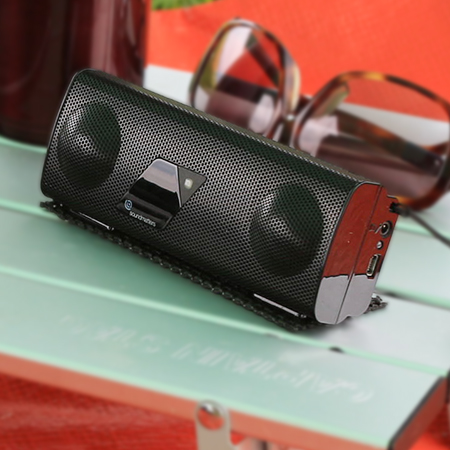 このサイズで、この音！？スゴイ」と2年間言われ続けてきたポータブル