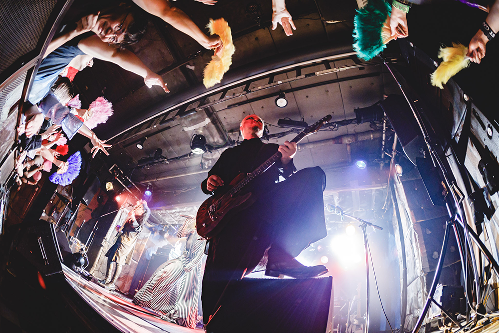 cali≠gari、ガリスト公募セトリに翻弄されながら熱演を繰り広げた