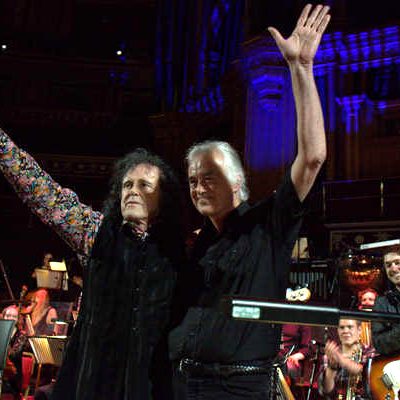 DONOVAN PERFORMS SUNSHINE SUPERMAN AT THE ROYAL ALBERT HALL WITH