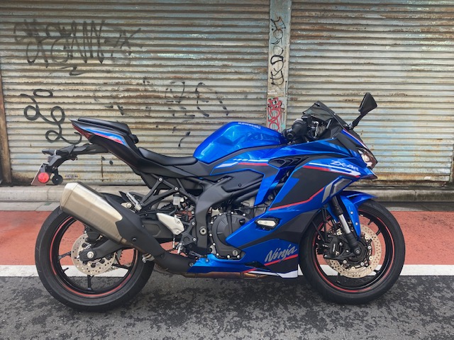 2023年式 カワサキ ZX-4R SEに乗ってみました。 | DOKOIKO どこいこ