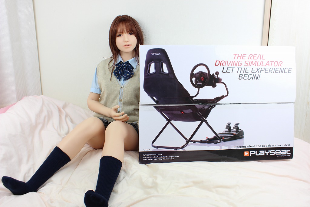 ドールとPlayseat Challenge (開封編)