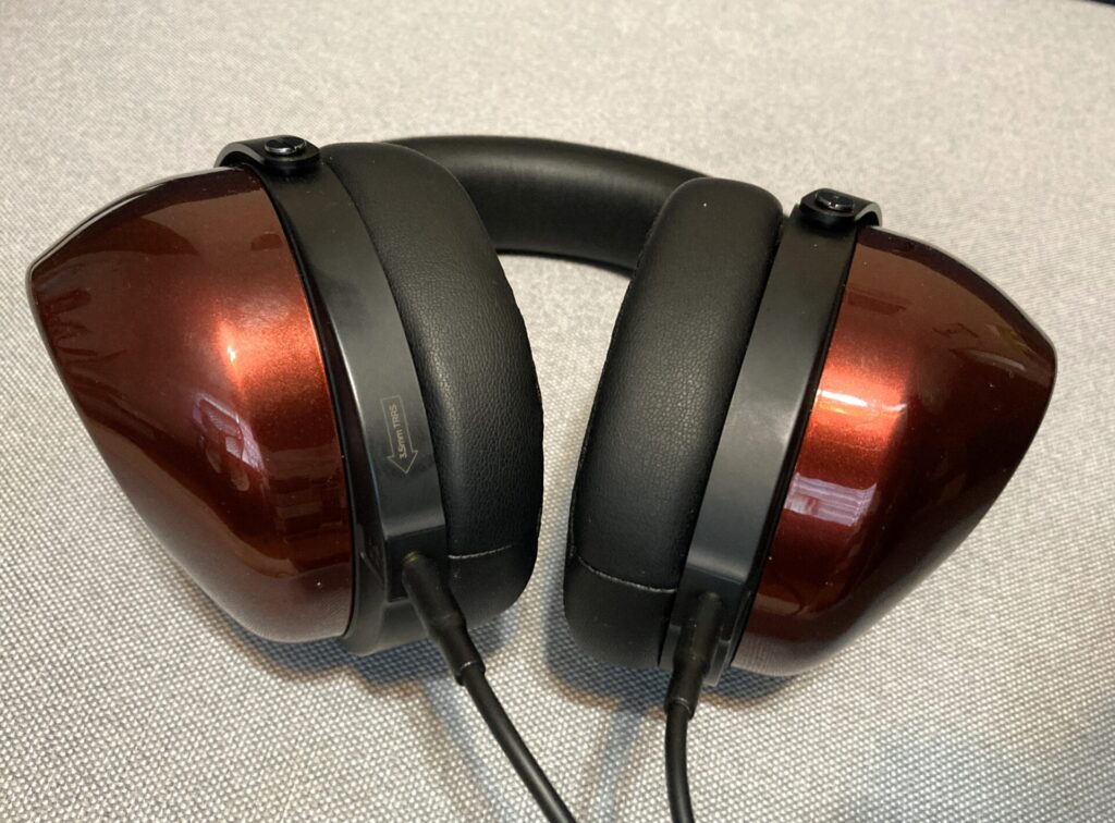 レビュー】HIFIMAN HE-R9 かなり癖強な一品。響く低音と音響感が個性的