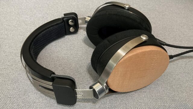 レビュー】Pioneer SE-MS5T 上品さが光るポータブルホン。モニター用に