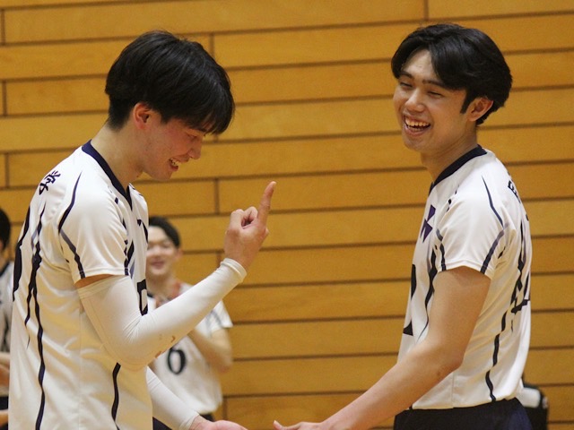 バレーボール部男子】明暗分ける一戦で今季初白星を挙げる - 同志社