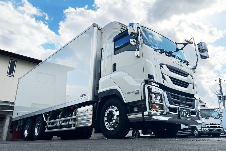 ドライバー専門 株式会社関西トランスポート 本社|ドラEVER