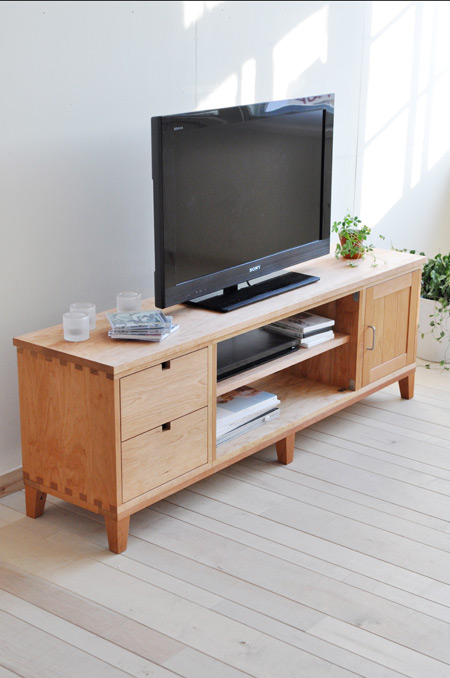 北の住まい設計社】3月末でチェリー・ウォルナットでの家具制作終了の