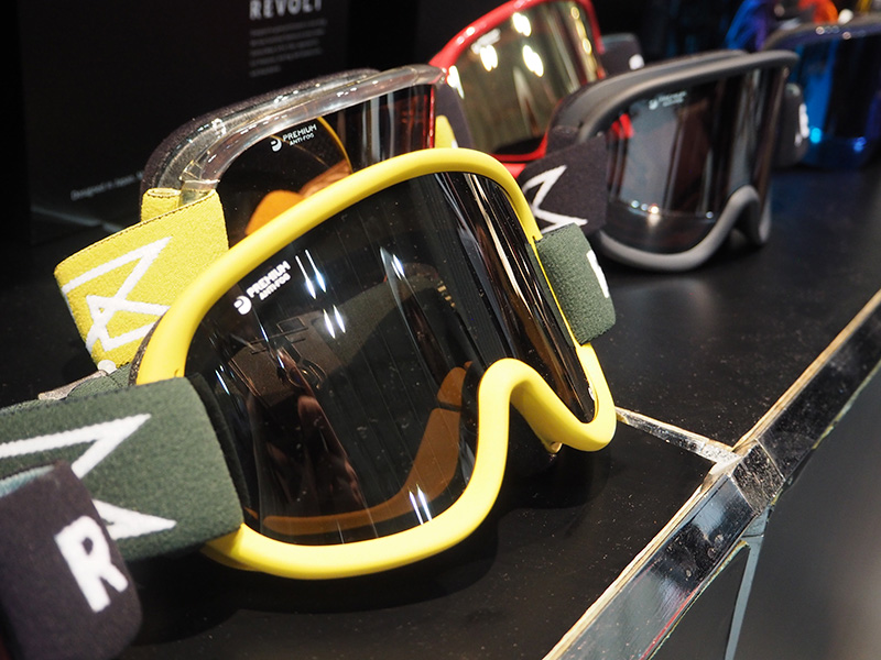 REVOLTゴーグル史上最高のくもらないレンズ | 日本一わかりやすい