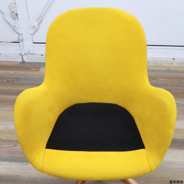 オリバー アームチェア イエロー 木製脚 SCS-480 | どうぐや（東京商会