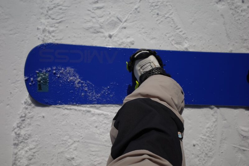 24/25シーズンモデル試乗 AMICSS DNA Ti 161 | スノーボード情報サイト