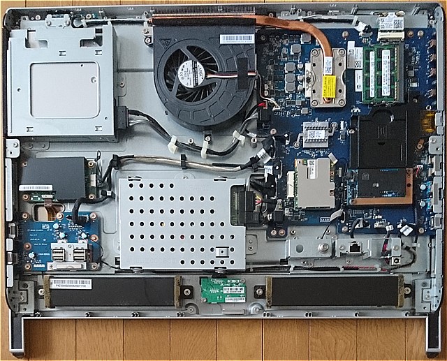 NECのVALUESTAR VN770/Hの分解方法(メモリ増設, SSD換装,掃除の為