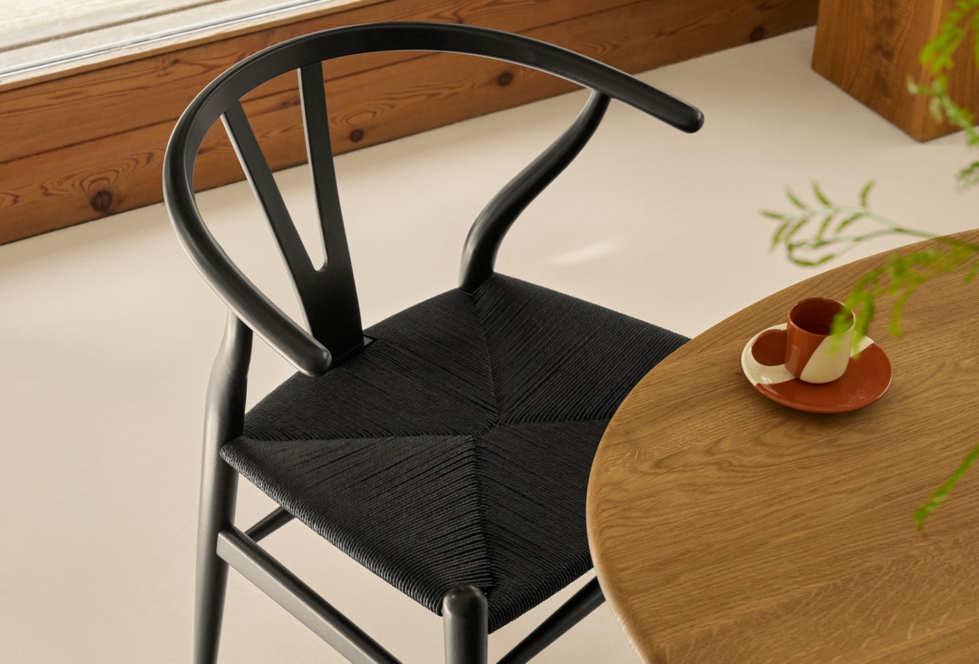 CARL HANSEN & SON ｜Black Friday 2025 限定モデル CH24 ユーカリ