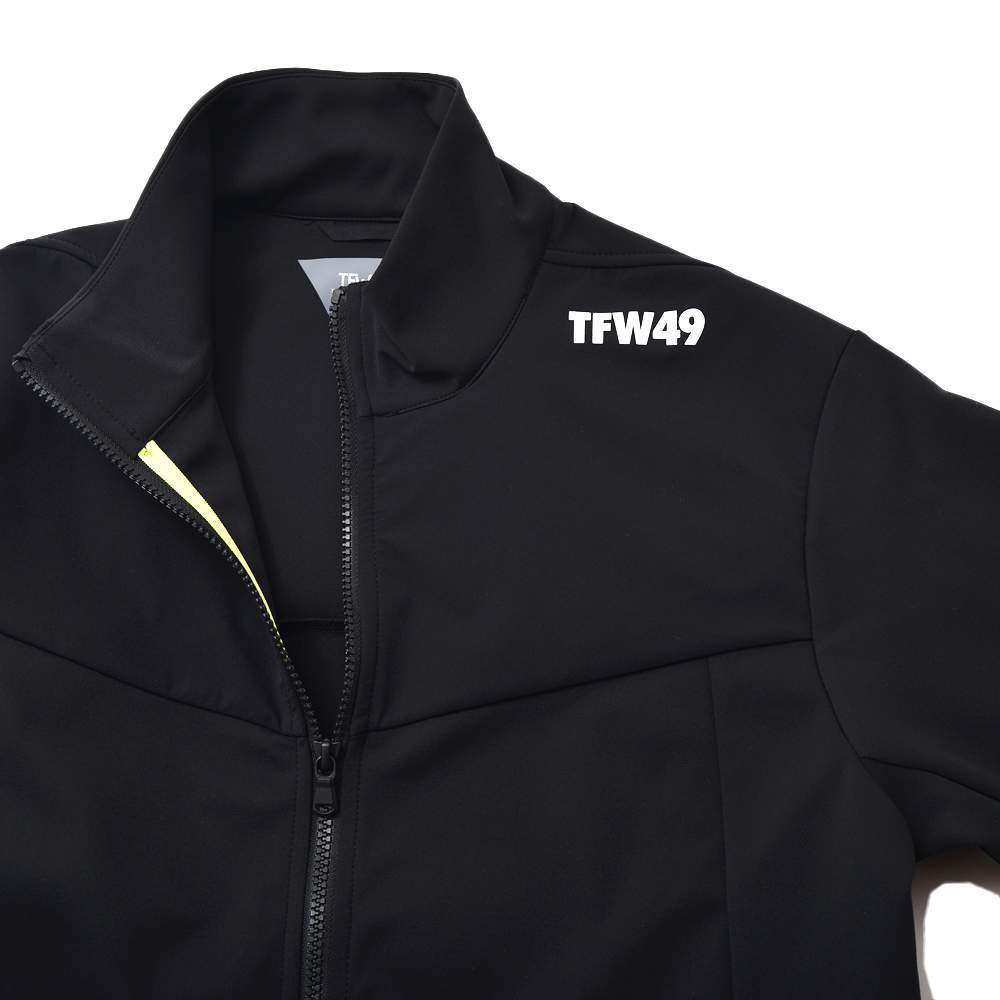 ストレスフリーな着用感！！TFW49 MULTI BOMBER JACKET 高機能ボンバー