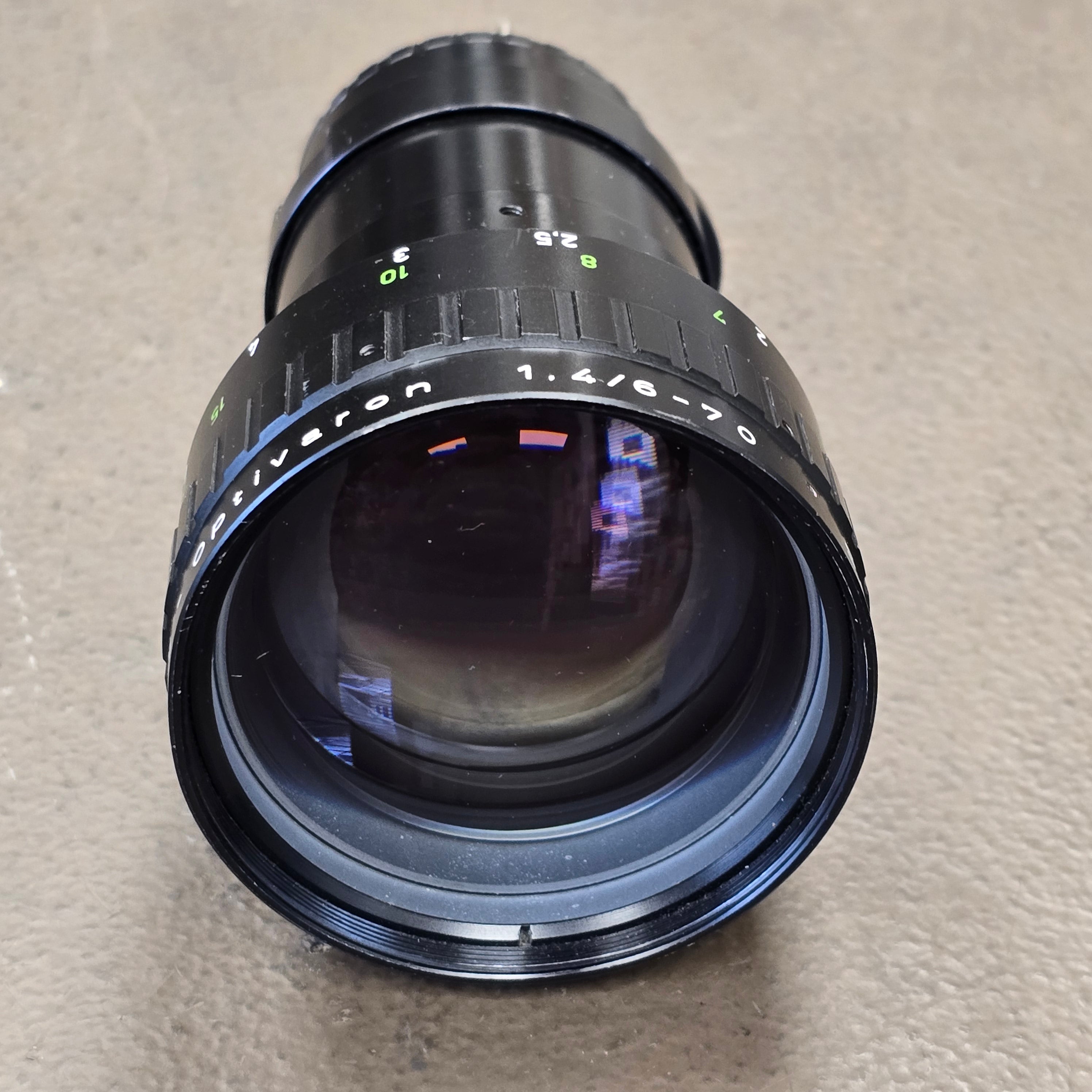 Beaulieu-Optivaron Schneider-Kreuznach 6-70mm f1.4 Macro C-Mount