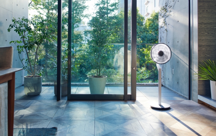 Blade Wi-Fi&バッテリー対応モデル | PRODUCTS | duux