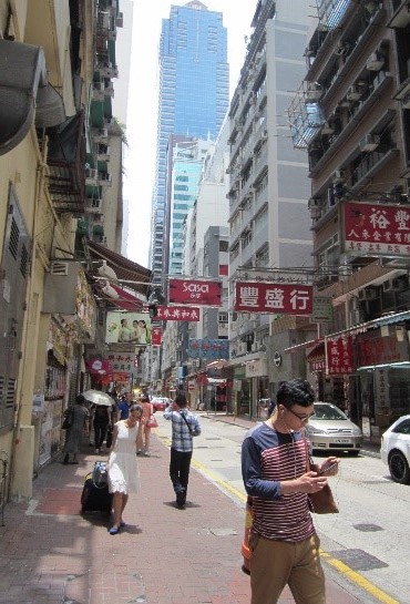 香港今昔 返還から20年の年に 香港1996、2017 ｜ ECO 株式