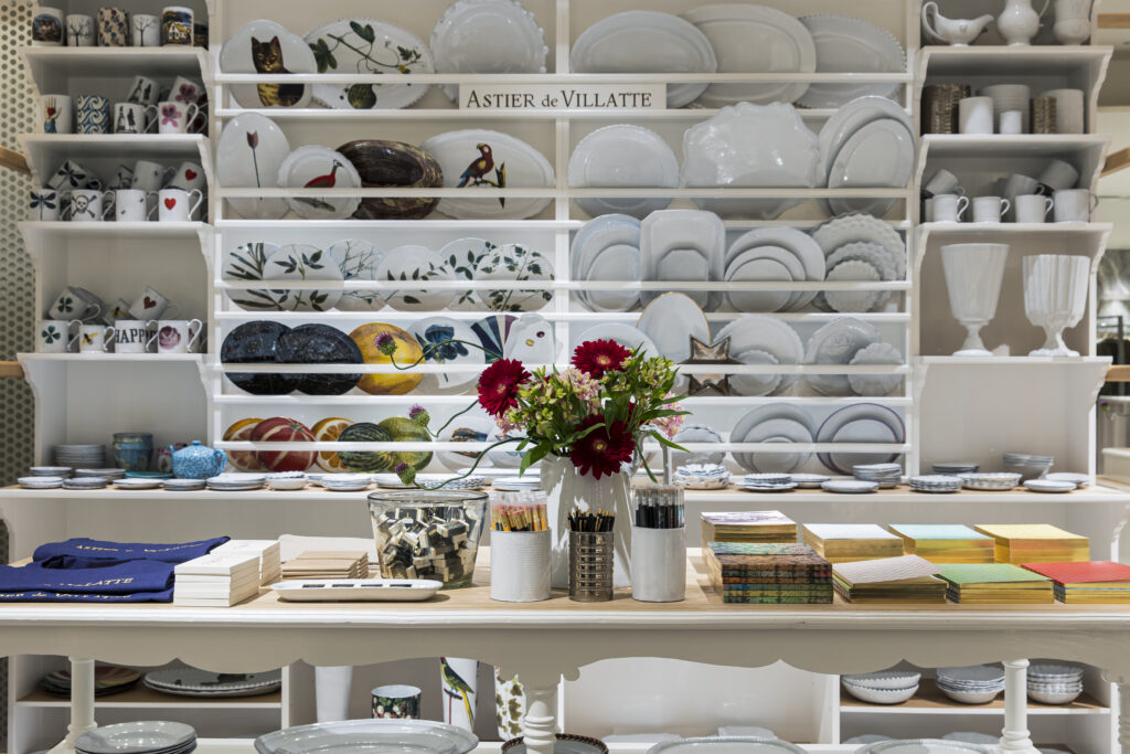 アスティエ・ド・ヴィラットの国内初公式オンラインストアがオープン