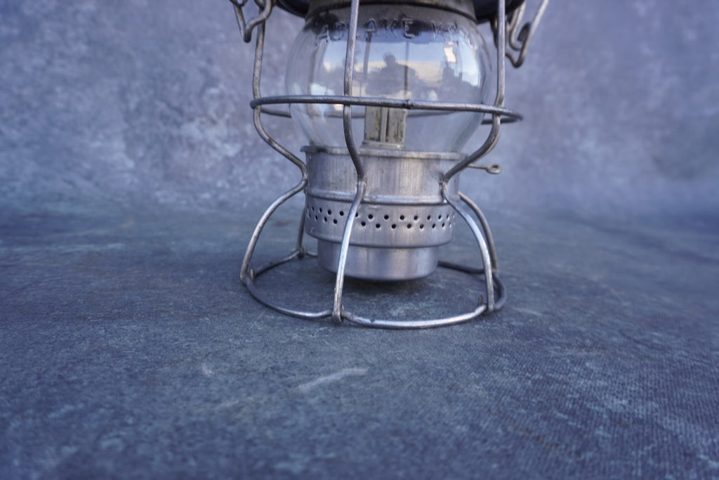 Adlake Kero Santa Fe Railroad Lantern L807 – Early California