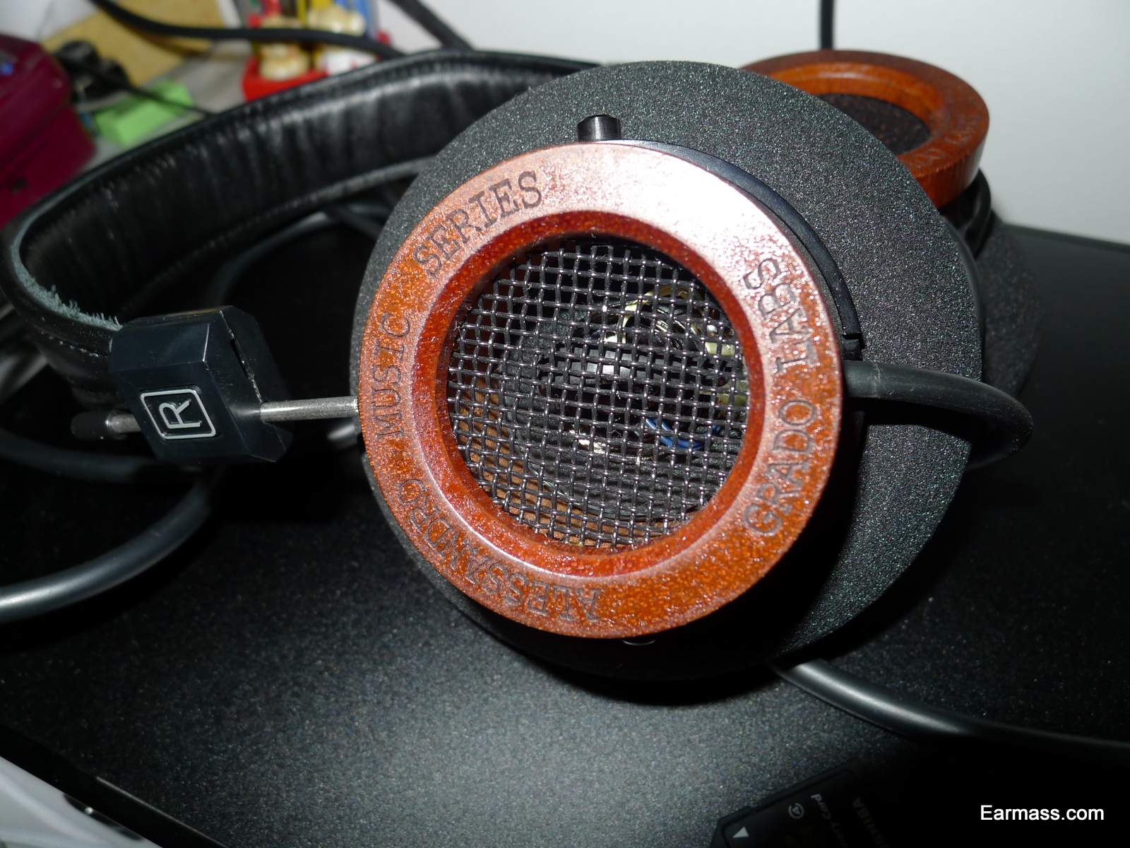 Alessandro Music Series Pro : Classical in mind | Earmass