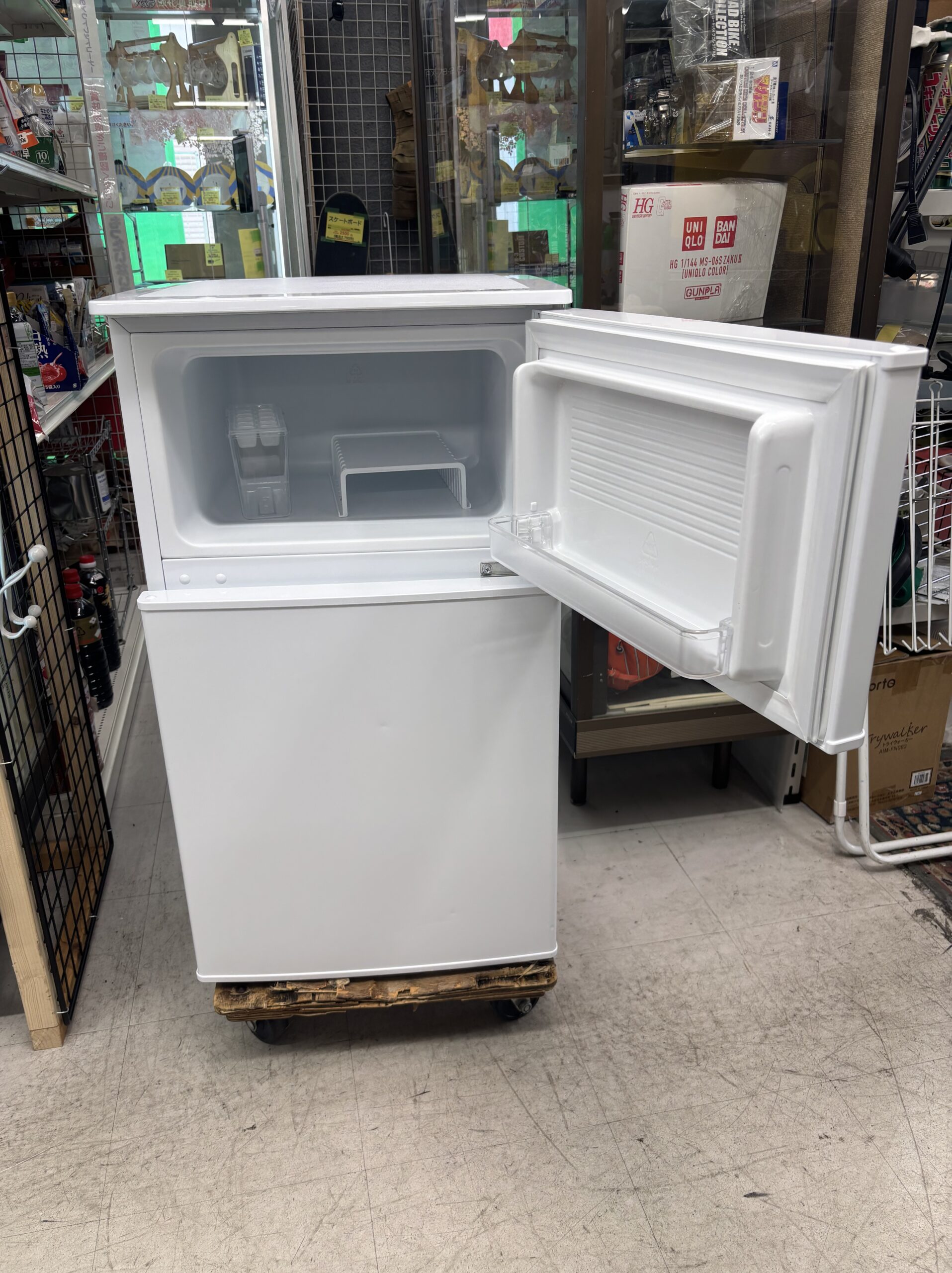 売約》90L冷蔵庫 2025年製 ニトリ BR2C01WH※小ヘコミあり | 江戸川区