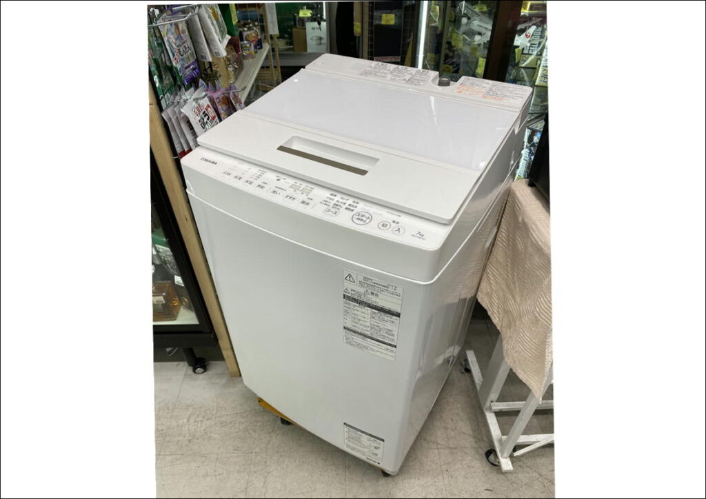 7.0kg洗濯機 2017年製 東芝 25,000円（27,500円税込）AW-7D6 ※小キズ