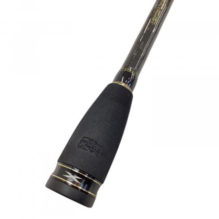 Abu Garcia (アブガルシア) ロッド(釣竿) 収納付 XRFC-704M-MB