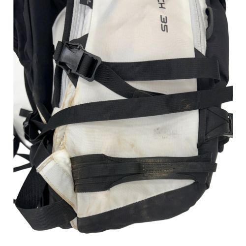 THE NORTH FACE (ザ ノース フェイス) バックパック 35L ホワイト