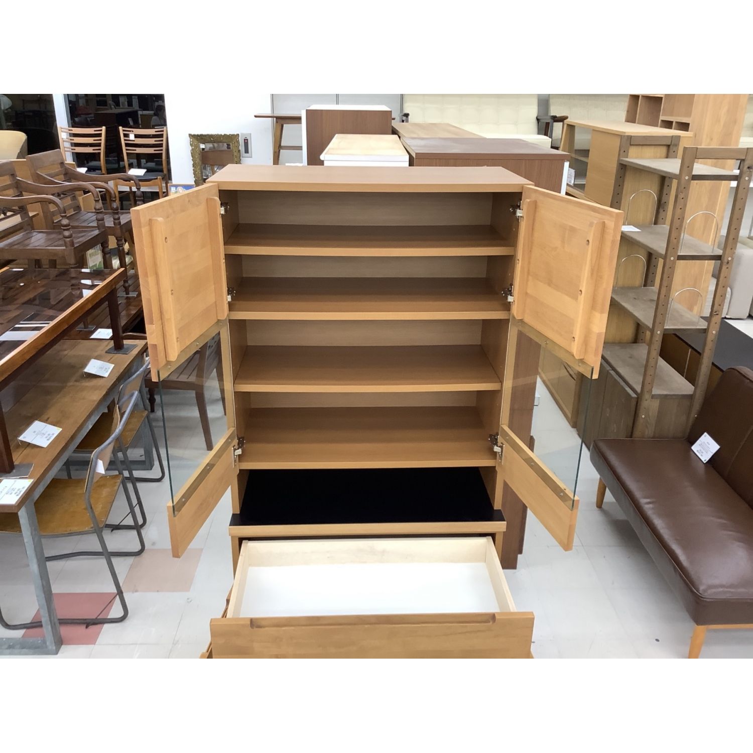 UNICO (ウニコ) 食器棚 ブラウン 2枚扉 アルダー材 WYTHE cupboard