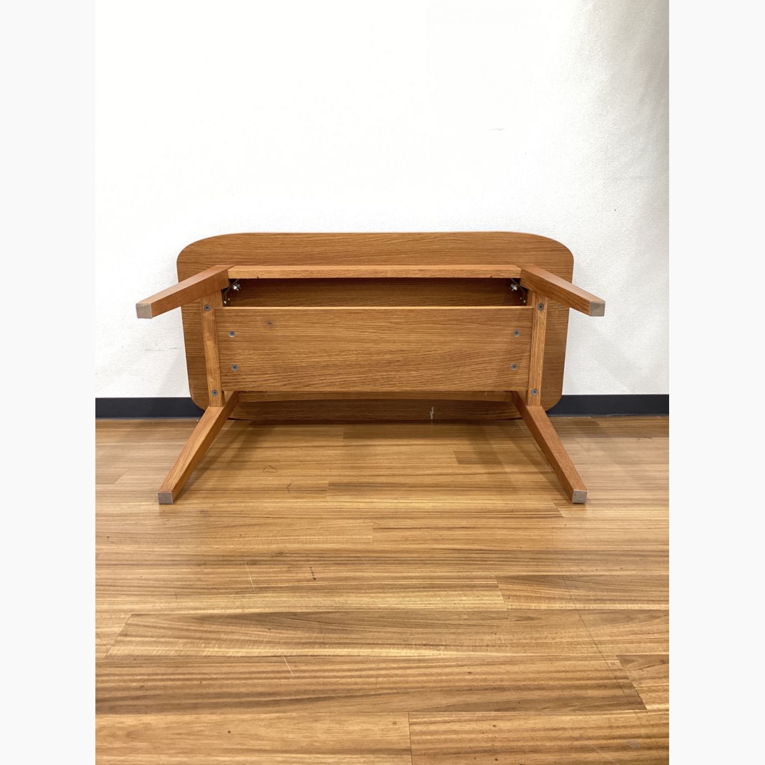 UNICO (ウニコ) ローテーブル KURT（クルト） オーク突板/アッシュ材