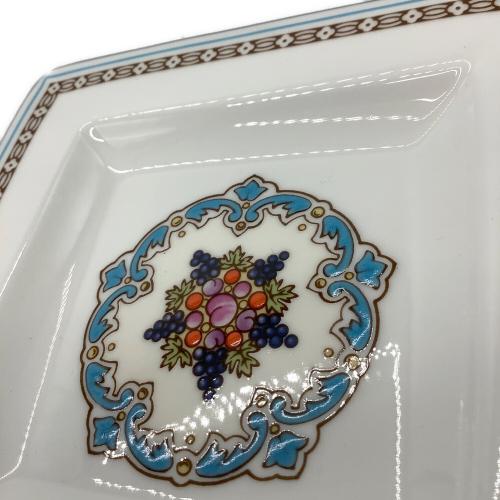 Wedgwood (ウェッジウッド) スクエアプレート小皿 フロレンティーン