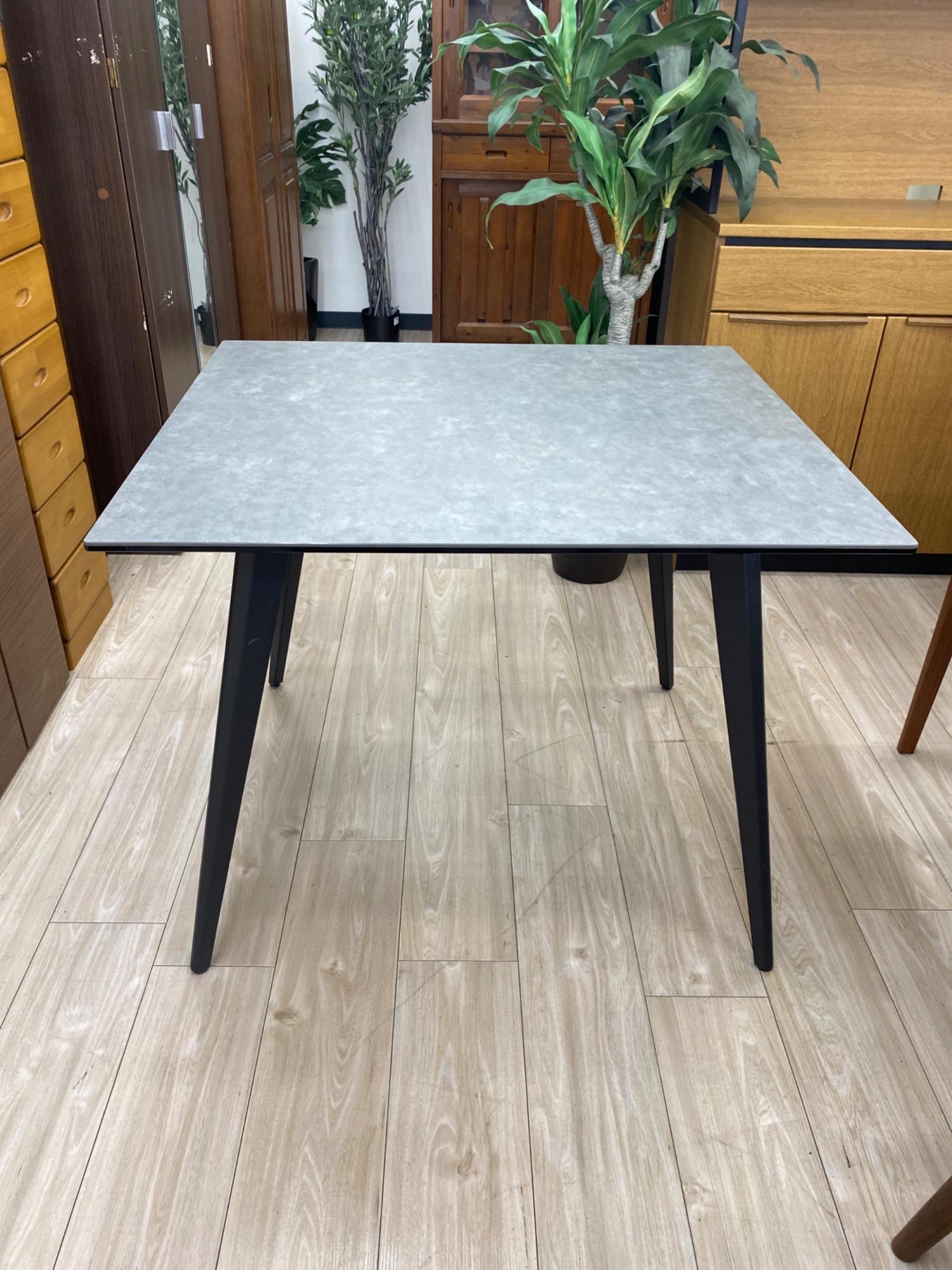 tarny (ターニー) ダイニングテーブル グレー×ブラック 15 セラミック