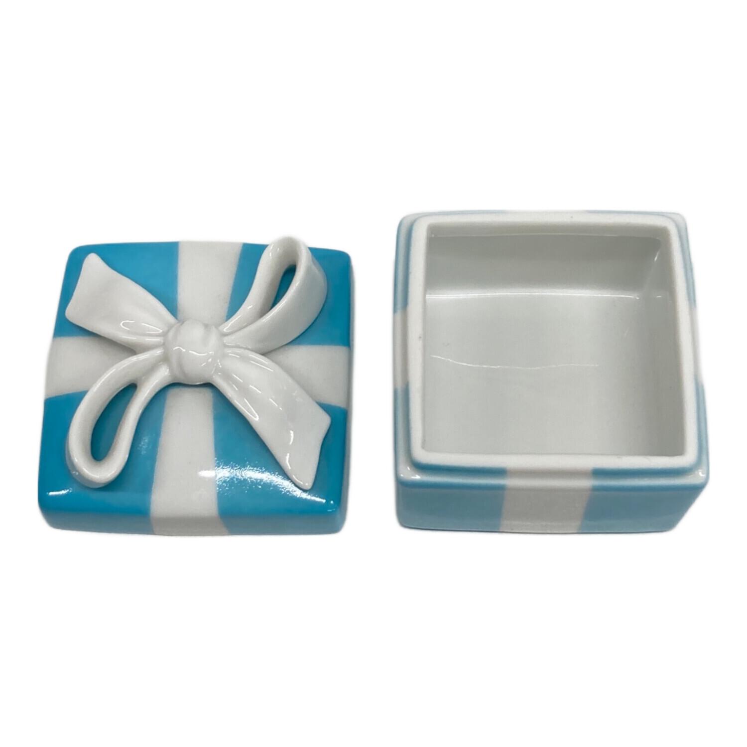 TIFFANY & Co. (ティファニー アンド コー) 陶器小物入れ プレゼント