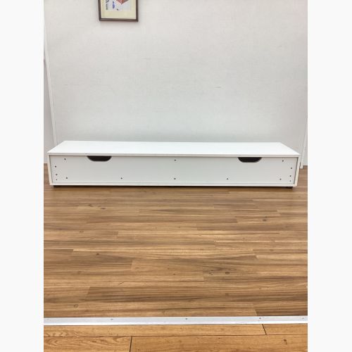 BoConcept (ボーコンセプト) テレビボード Lugano 格子フロント ベース