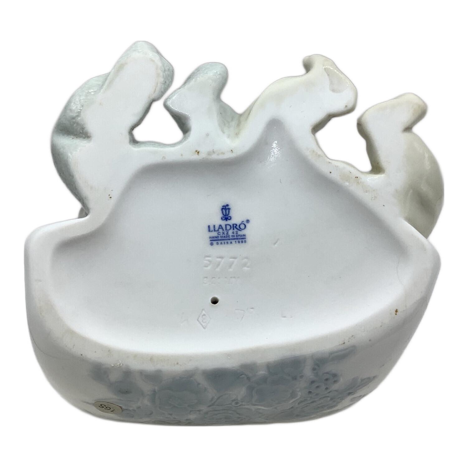 LLADRO (リヤドロ) 赤ちゃんの夢 一部割れ有｜トレファクONLINE