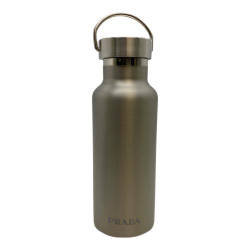 PRADA (プラダ) 水筒 500ml｜トレファクONLINE