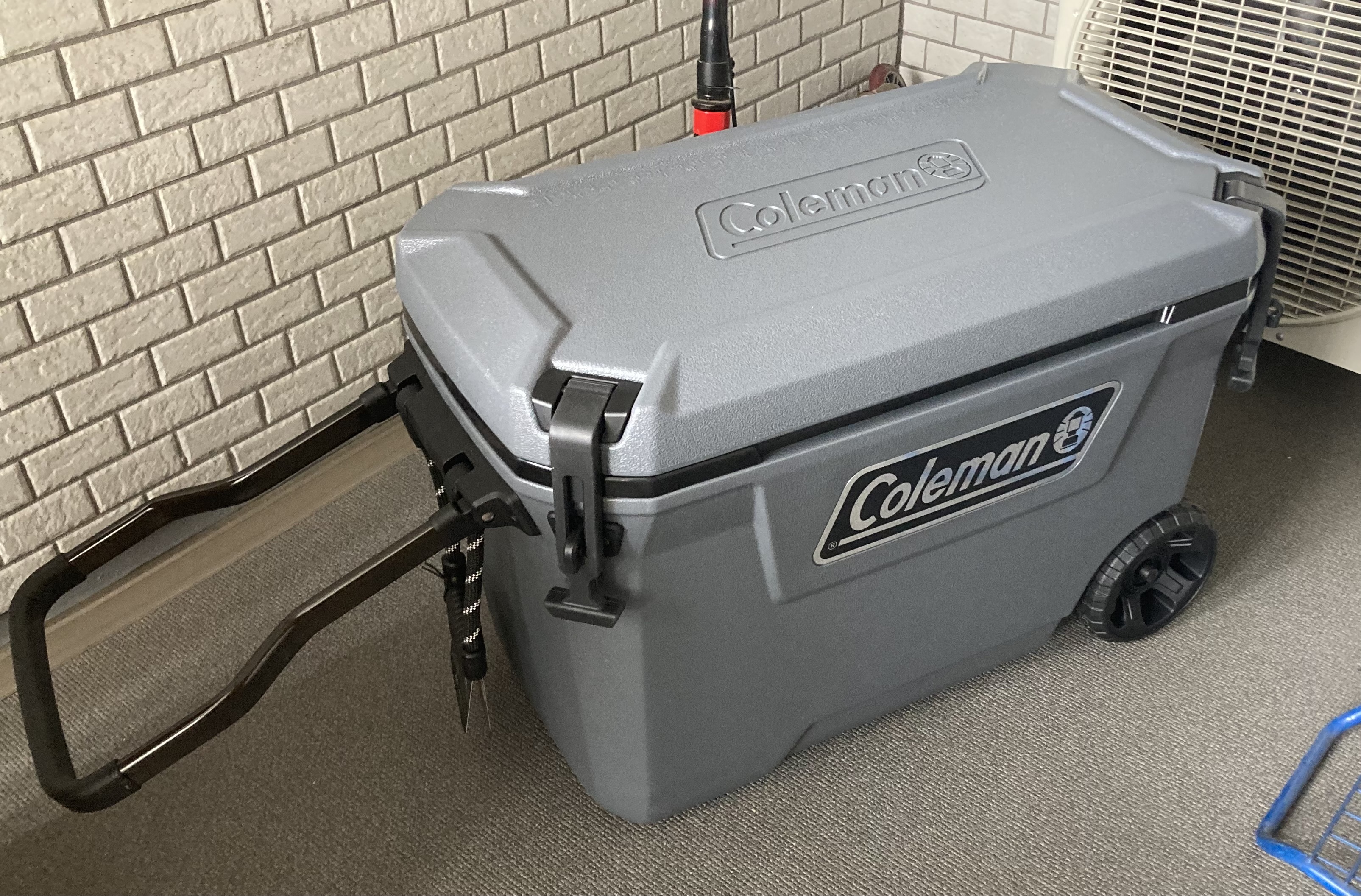 コンボイ 65QT（ダークストーム）の通販｜キャンプ用品のコールマン