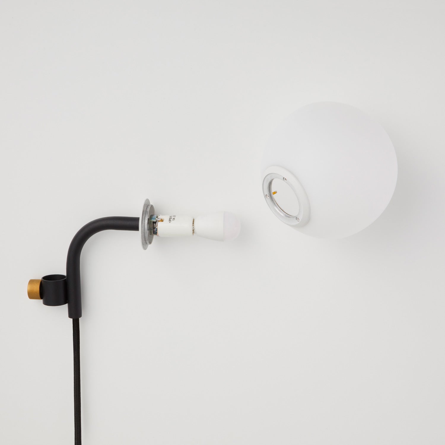 Ball Lamp Black 縦・横取付 D-BA-BK｜平安伸銅工業オンラインショップ