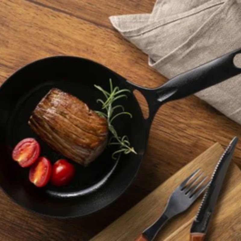 岩鉄鉄器 ダクタイルパン 18cm 黒