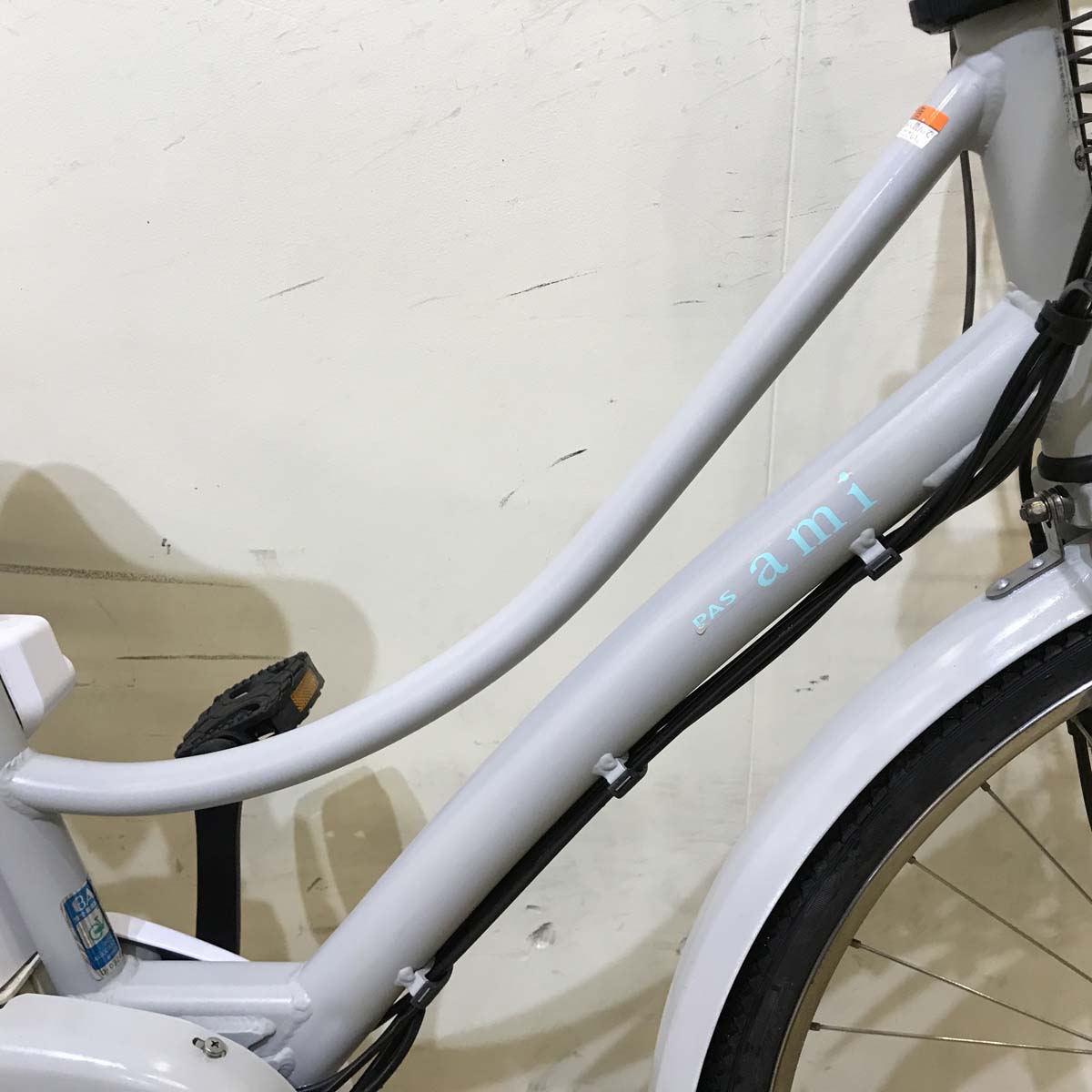中古電動自転車 ヤマハ PAS Ami パス アミ グレー 26インチ KD119 – e