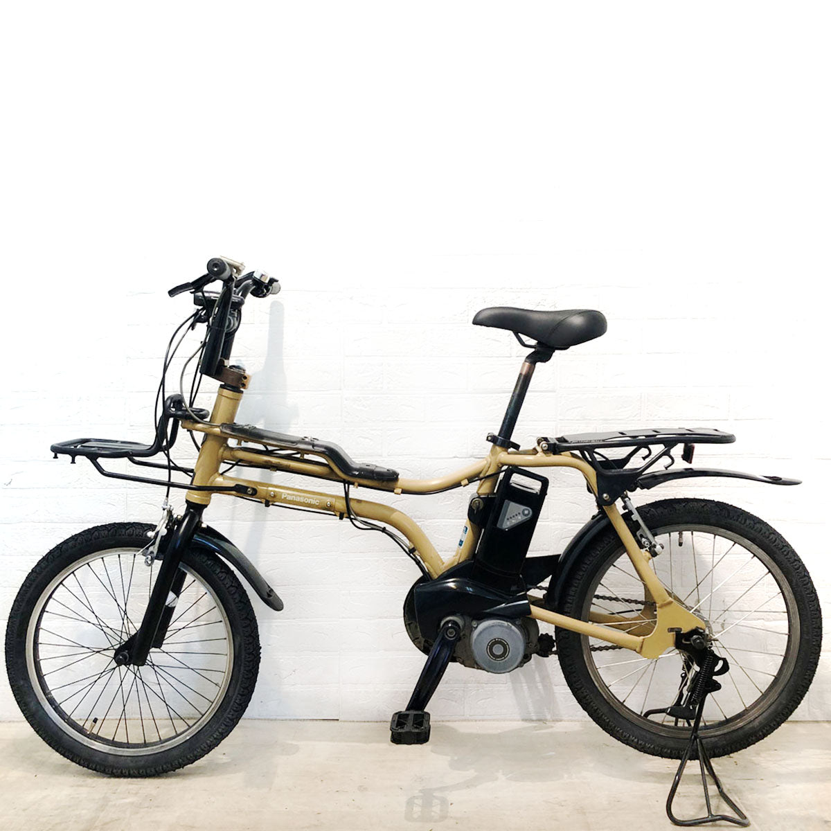 パナソニック EZ ベージュ 20インチ YU102 【中古車】 – e-CHARIty