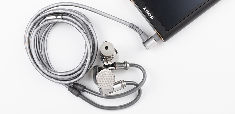 レビュー】SONY IER-Z1Rの音質や実際の使用感に迫ります。 - イヤホン