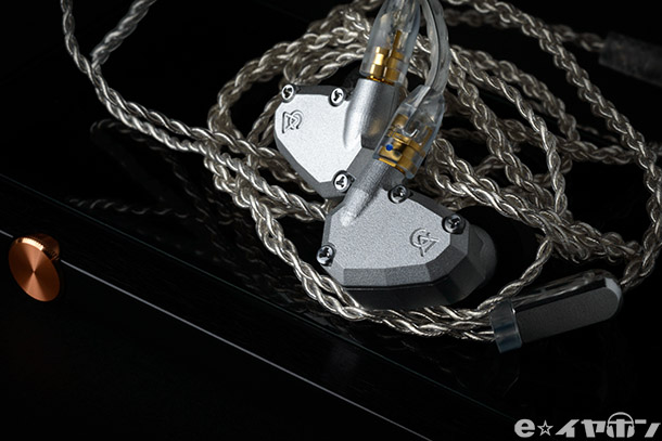 本日発売】銀色ボディのシブい奴！NOVA CKを実際に聞いてみた