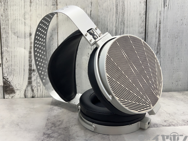 今月のキニナル】水月雨 (MOONDROP) の麗しきヘッドホン 空鳴–VOID/啓