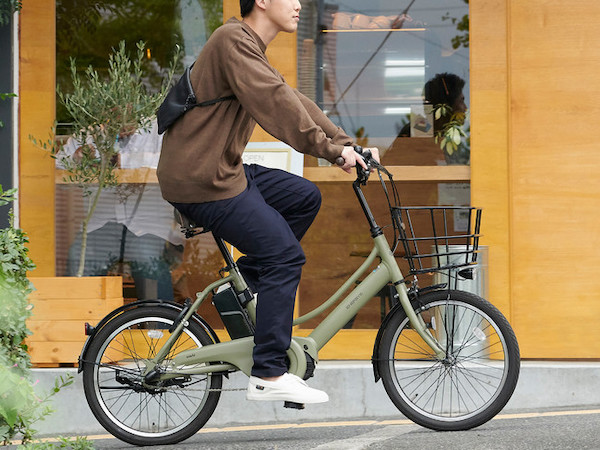 あさひオリジナル電動アシスト自転車に小型サイズの「エナシス