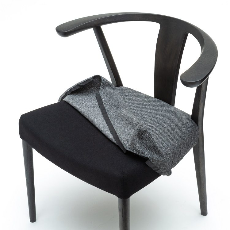 アームチェア CW4600 ダークグレー シアーブラック 通販 | 【公式