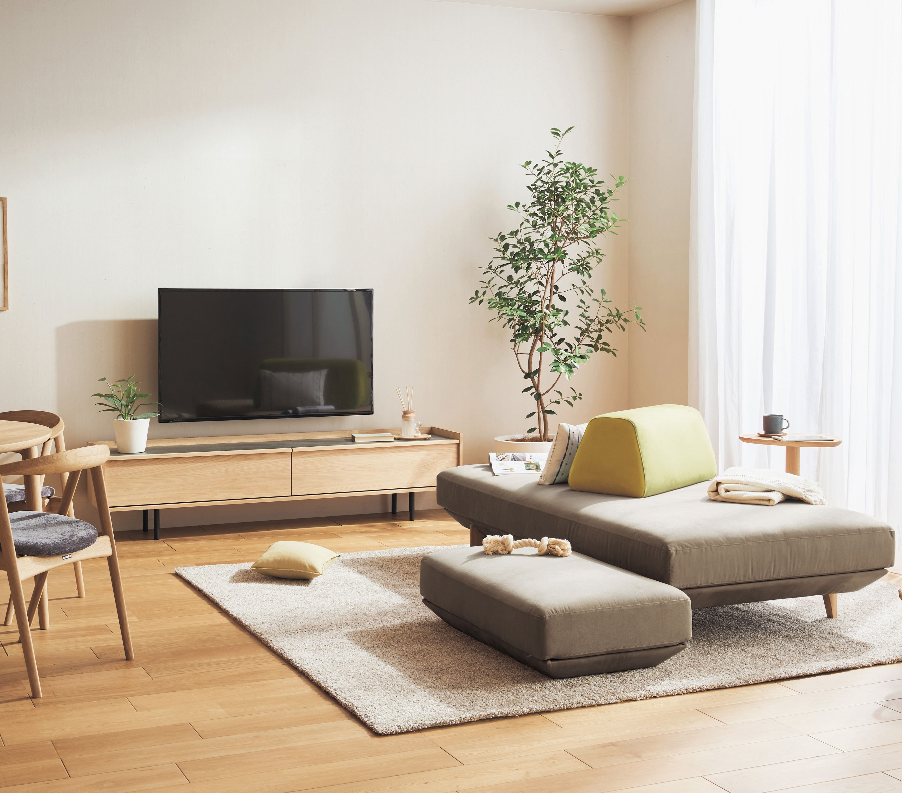 ロースタイルでくつろぐインテリア｜カリモク家具公式オンラインショップ