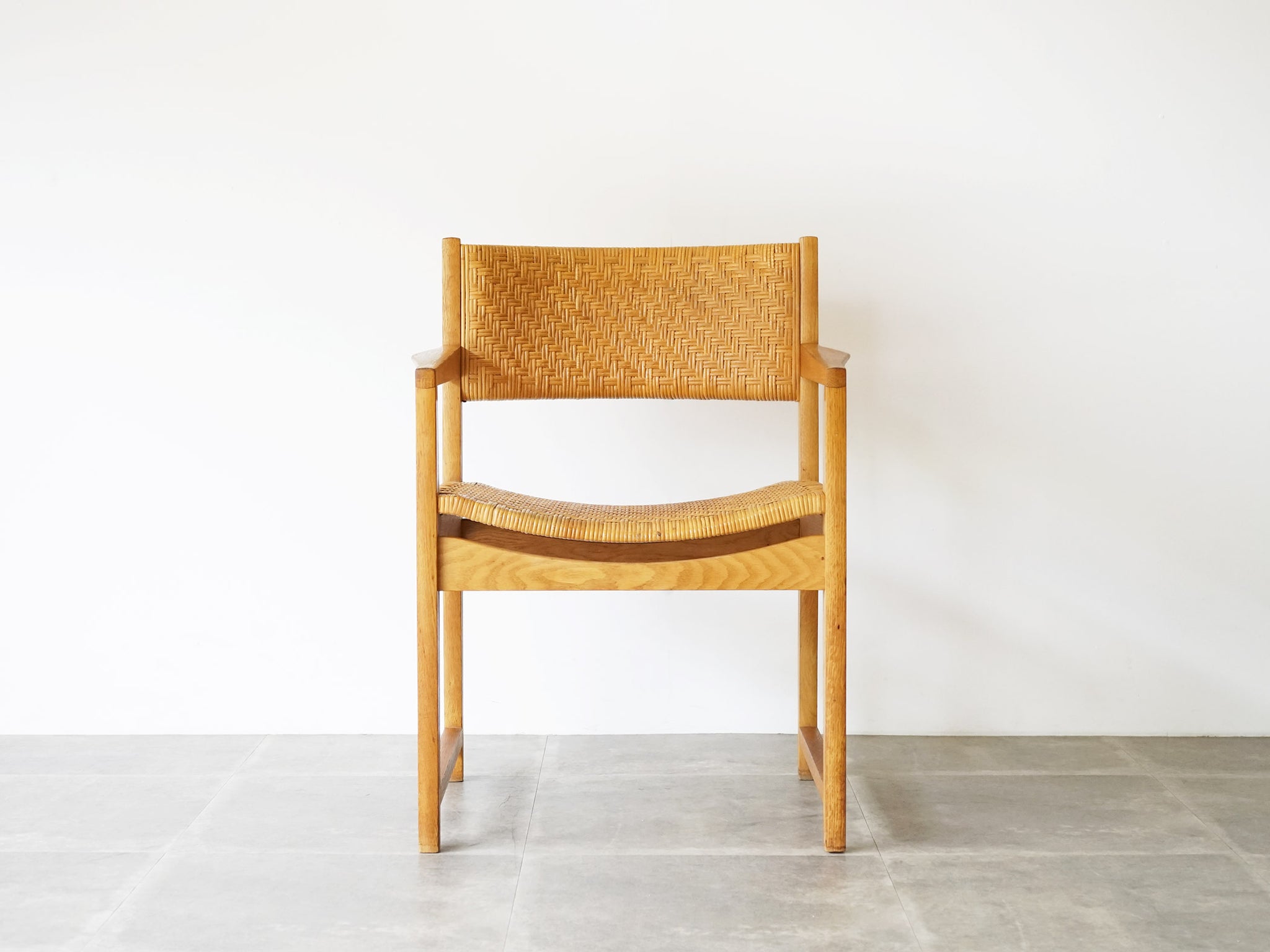 Peter Hvidt & Orla Mølgaard-Nielsen（ピーター・ビッツ＆オルラ