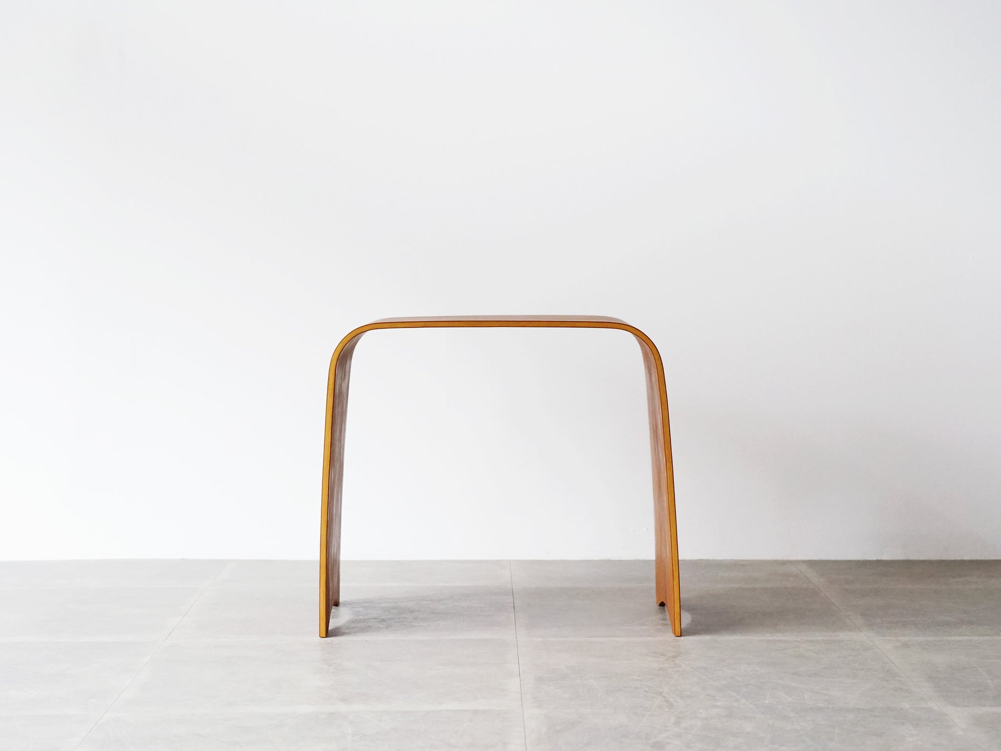 Hans Ludvigsen（ハンス・ルドゥヴィセン）Fritz Hansen製の曲木の